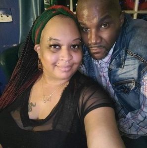 Meet your Posher, Derrick